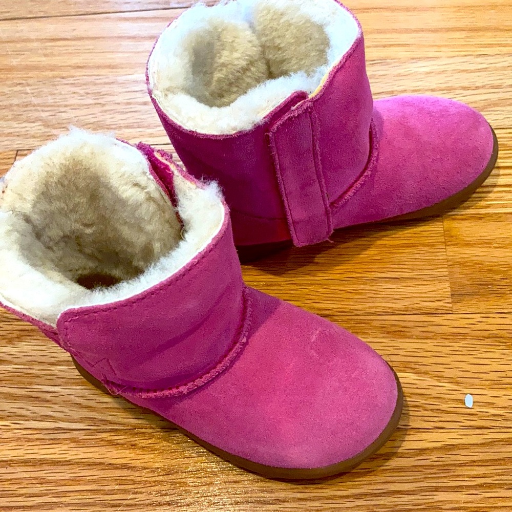 Like new adorable girly boots!